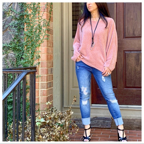 ✨LAST ONE✨Beautiful Chenille sweater - Picture 2 of 7